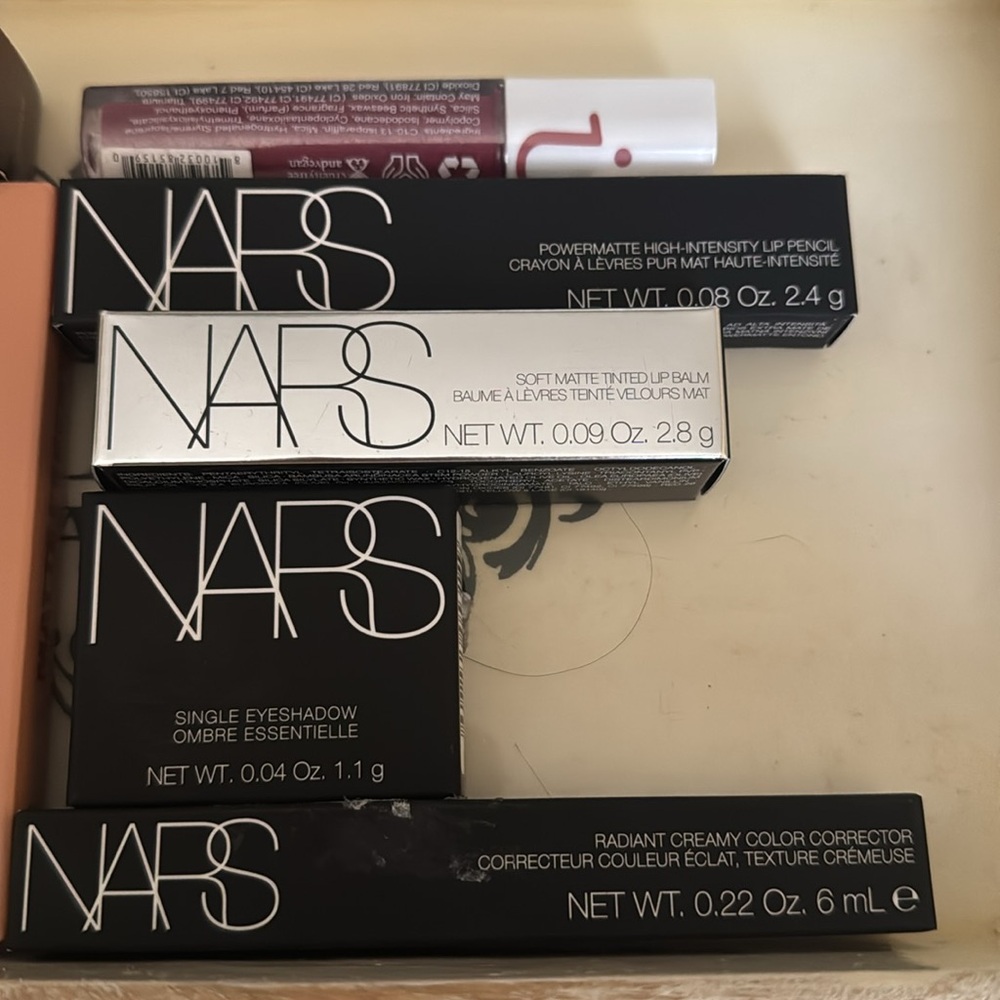 NWT 8 piece NARS , Hourglass, Morphe bundle - Picture 6 of 16
